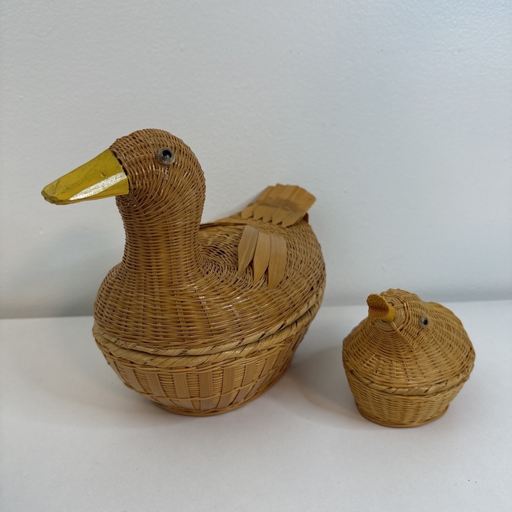 2 Vintage Nesting Duck Baskets By Lillian Vernon